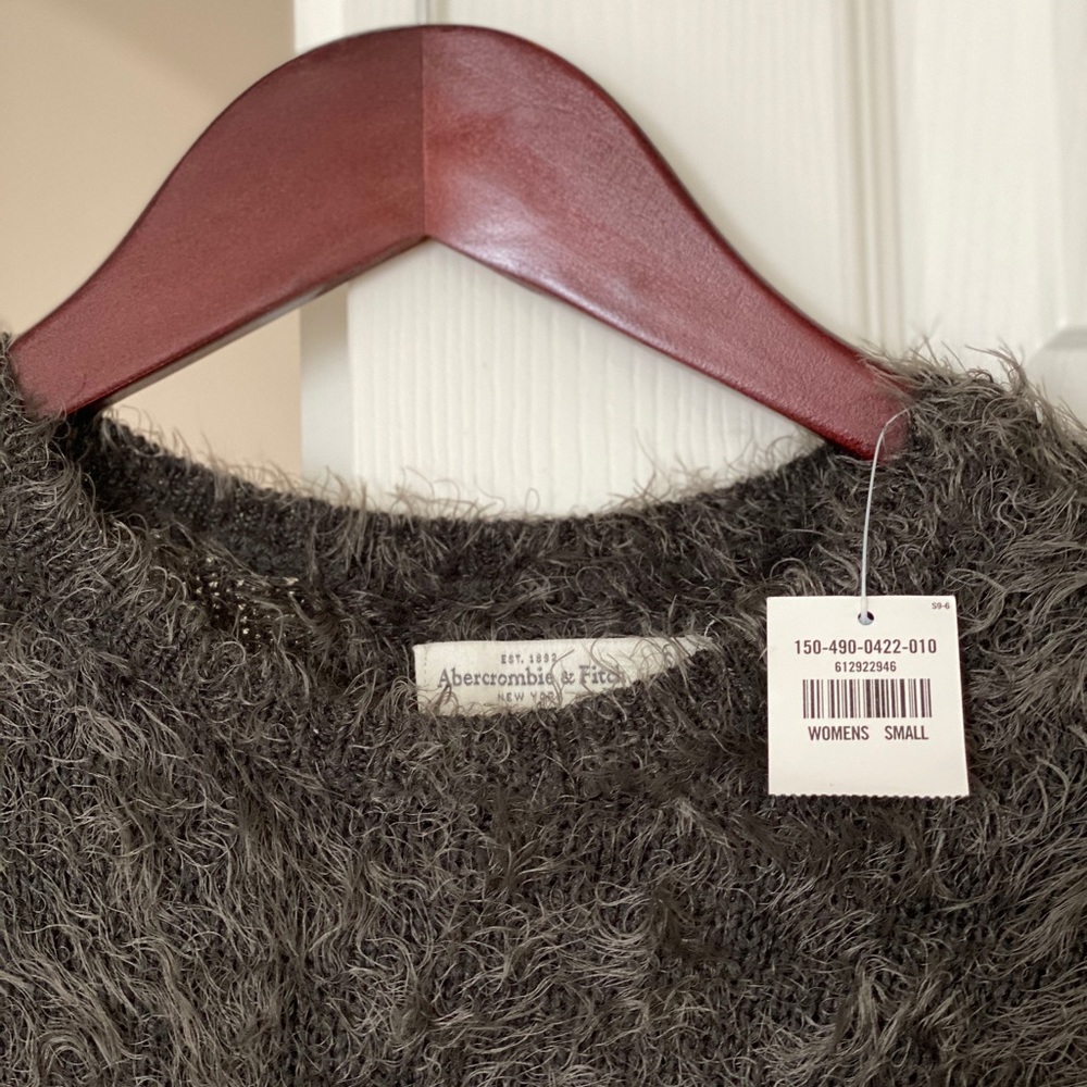 Abercrombie & Fitch Sweater
